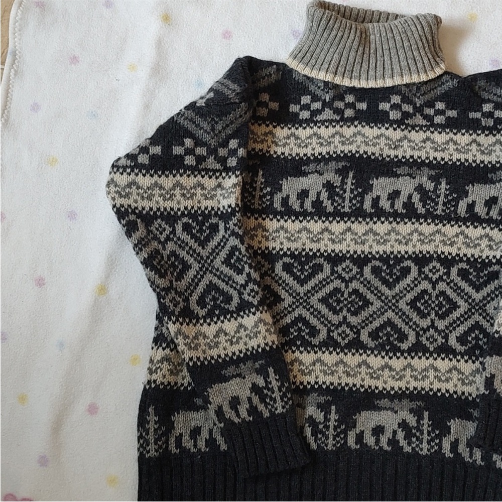 Eddie Bauer Black and Cream Turtleneck Sweater - Picture 2 of 10